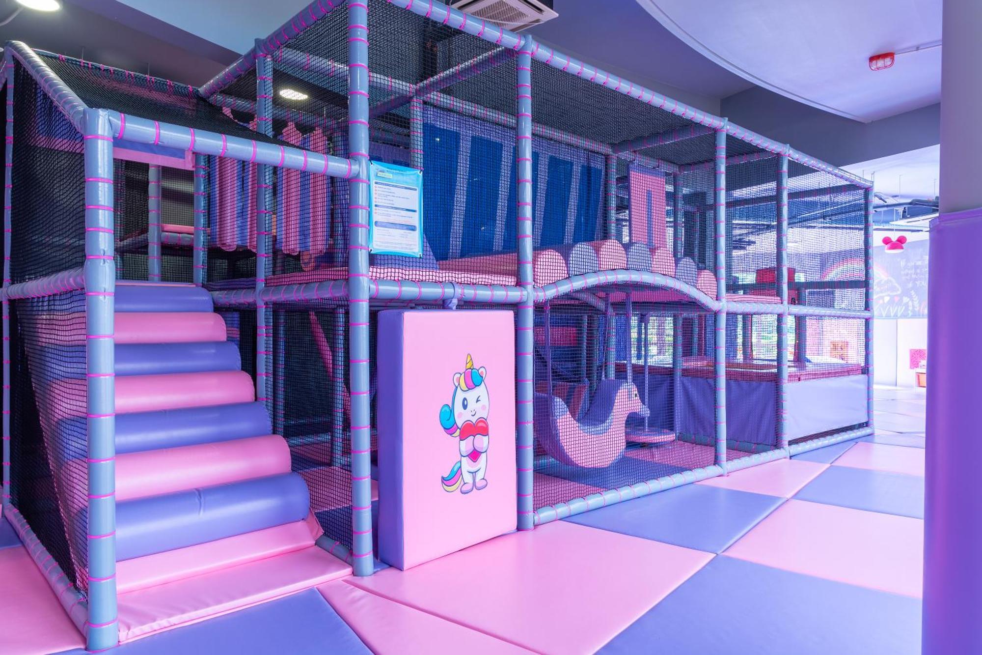 Miraggio Thermal Spa Resort Paliouri Eksteriør billede The indoor playground at the centre