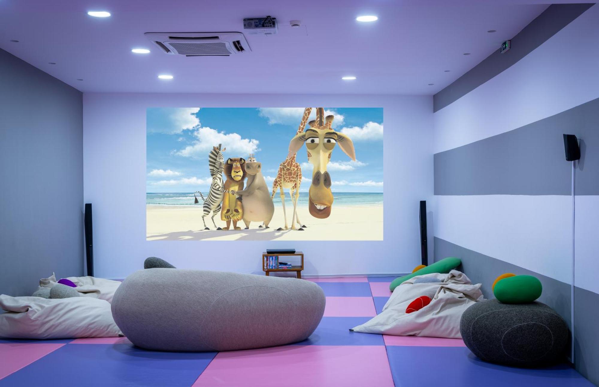 Miraggio Thermal Spa Resort Paliouri Eksteriør billede A home theater