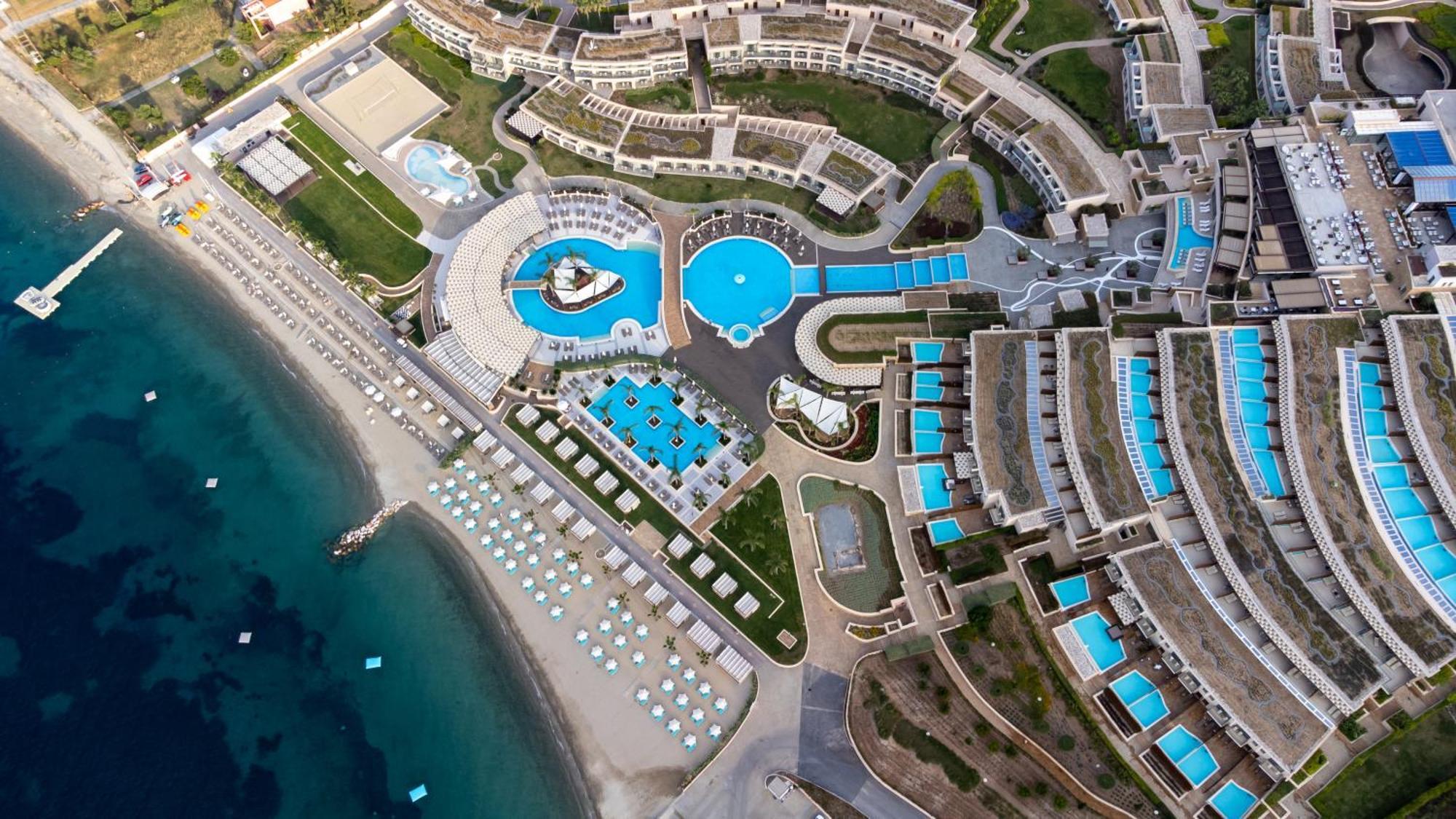 Miraggio Thermal Spa Resort Paliouri Eksteriør billede Aerial view of the resort