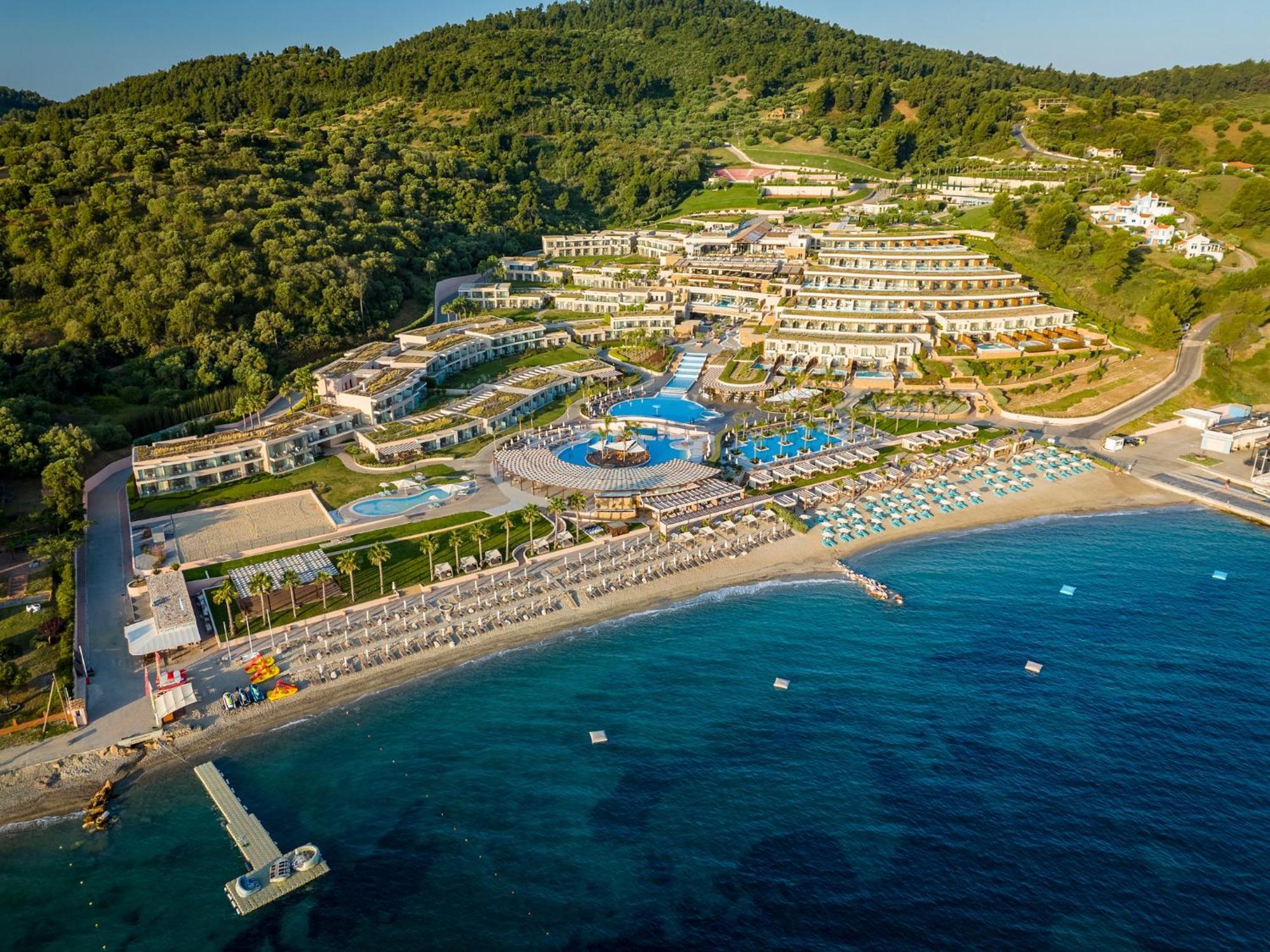 Miraggio Thermal Spa Resort Paliouri Eksteriør billede Aerial view of the resort