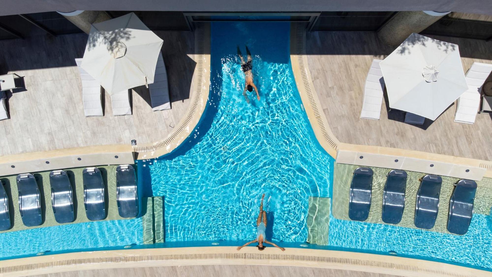 Miraggio Thermal Spa Resort Paliouri Eksteriør billede The 25m swimming pool